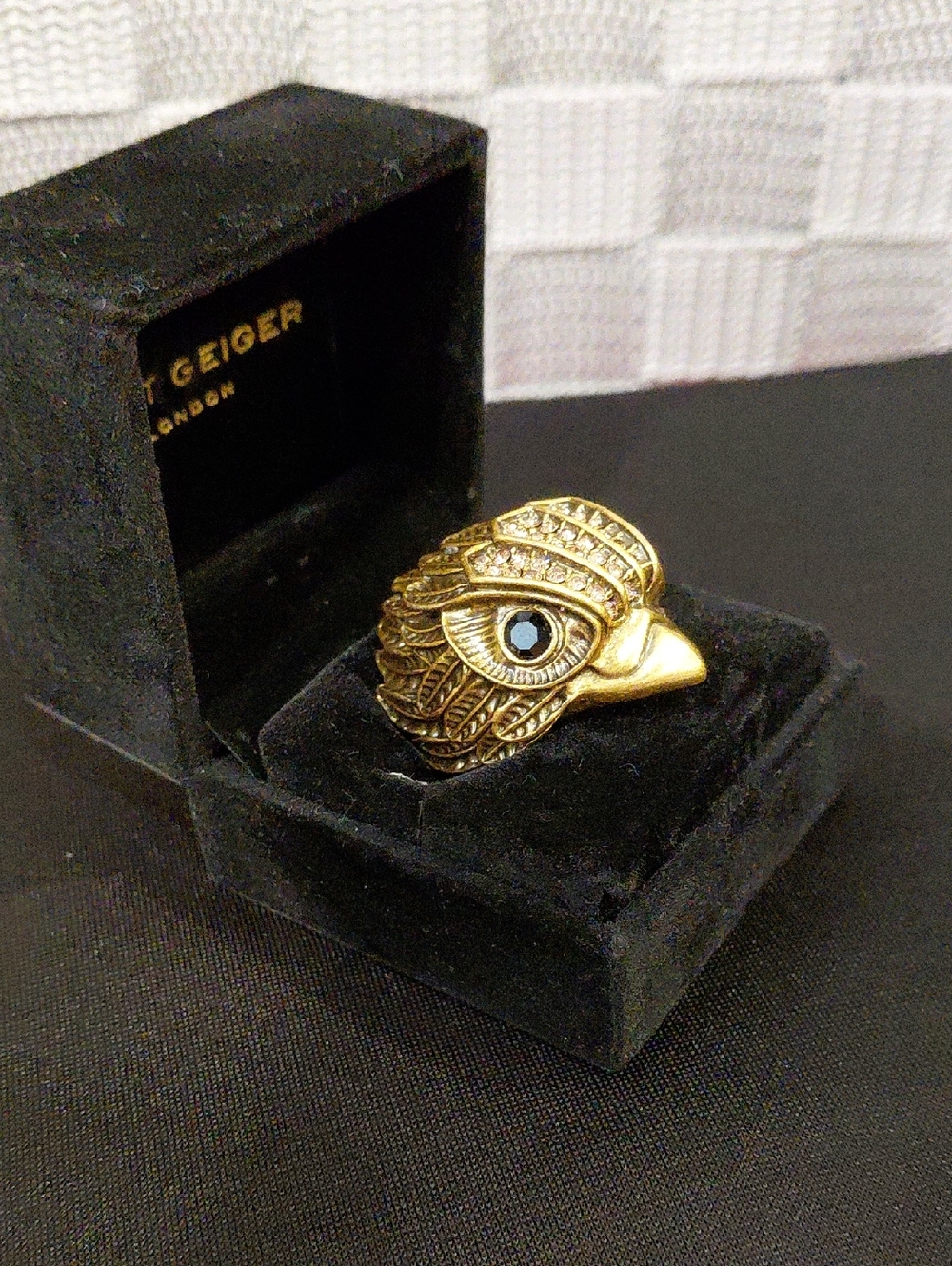 KURT GEIGER LONDON EAGLE RING SIZE 9 - Picture 2 of 10
